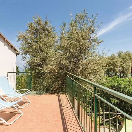 Holiday home Dellolivo *